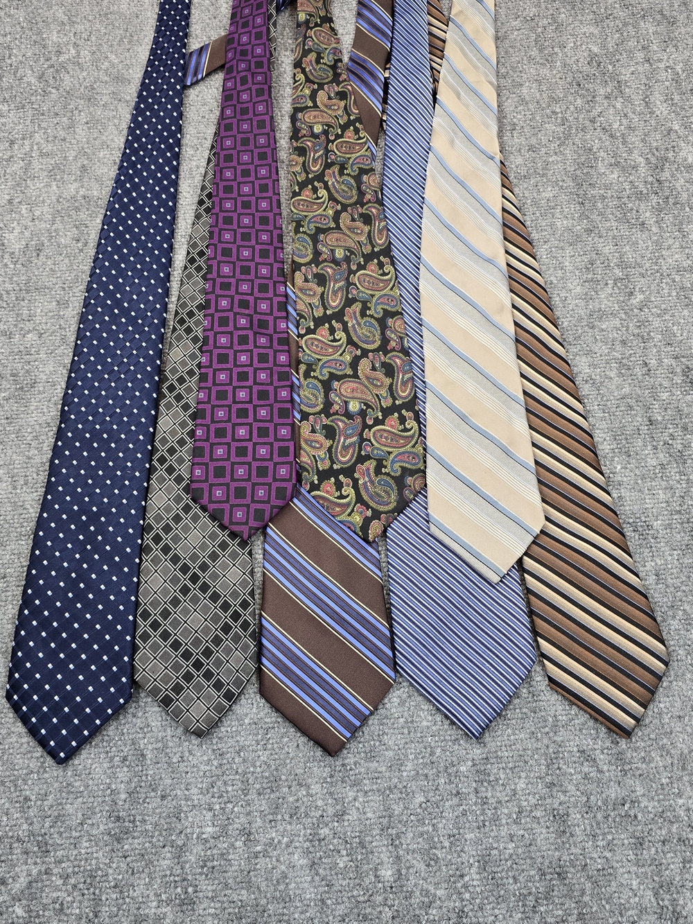Lot of 8 Mens Silk Neckties Calvin Klein Bugatti Claiborne Club Room Dress Ties